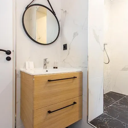Apartment Cmg - Bastille 2gg